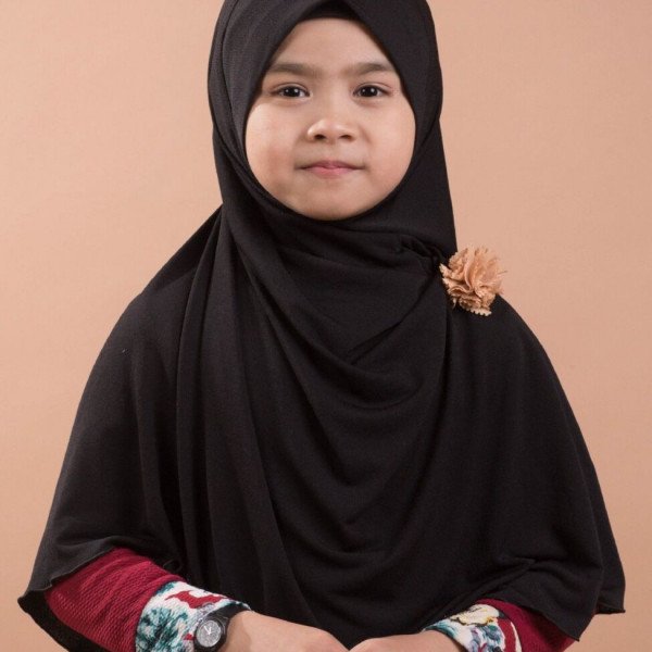 Tudung Ayuni 2.0 Pure Black